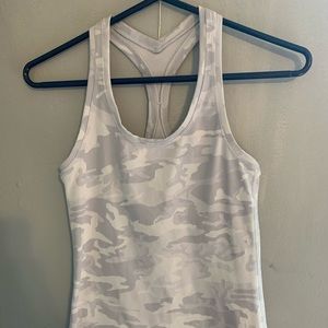 Lululemon tank top